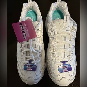 Sketchers D’Lites Fresh Start Walking Shoes 8.5W NWT